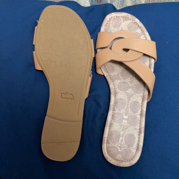 Coach Essie Leather Slide - Picture 4 of 6